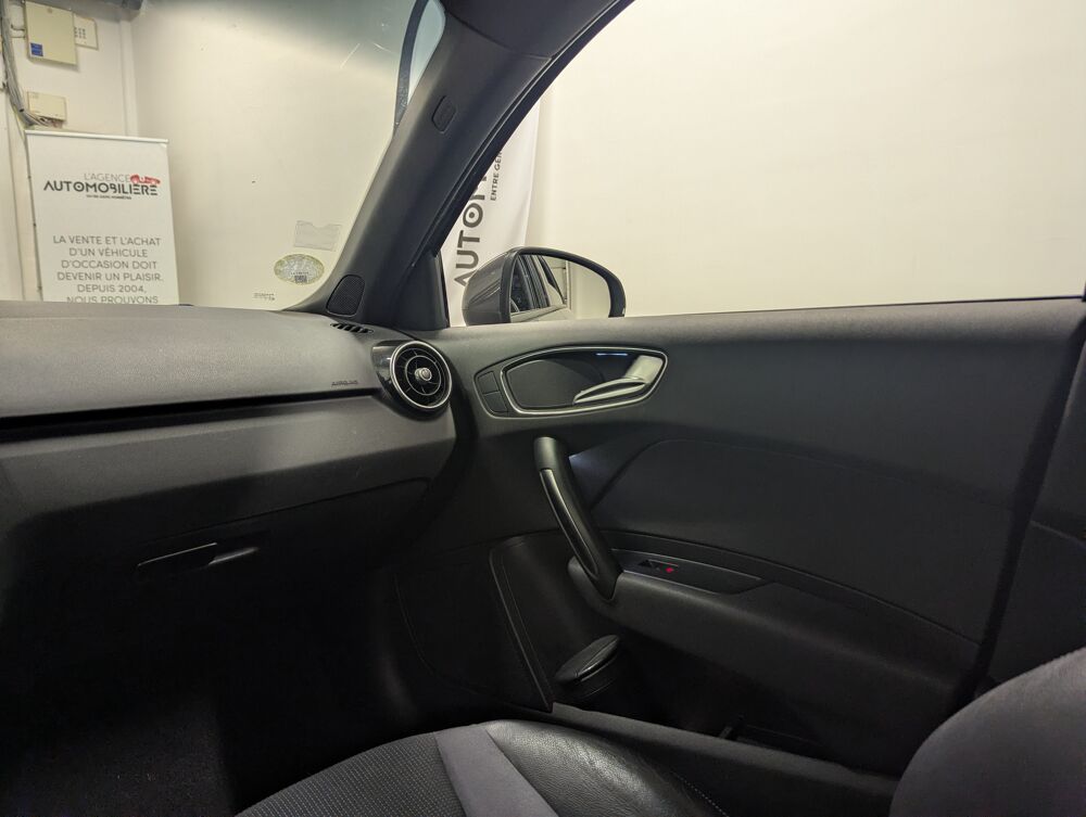 A1 SPORTBACK 1.6 TDI 105 S LINE 2014 occasion 95800 Cergy