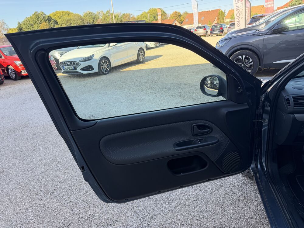 Clio 1.5 Dci Eco2 1906 occasion 71380 Ch&acirc;tenoy-en-Bresse