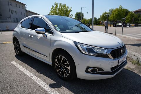 DS4 (2) 1.6 BLUEHDI 120 S&S CONNECTED CHIC EAT 6 2018 occasion 01000 Saint-Denis-l&egrave;s-Bourg