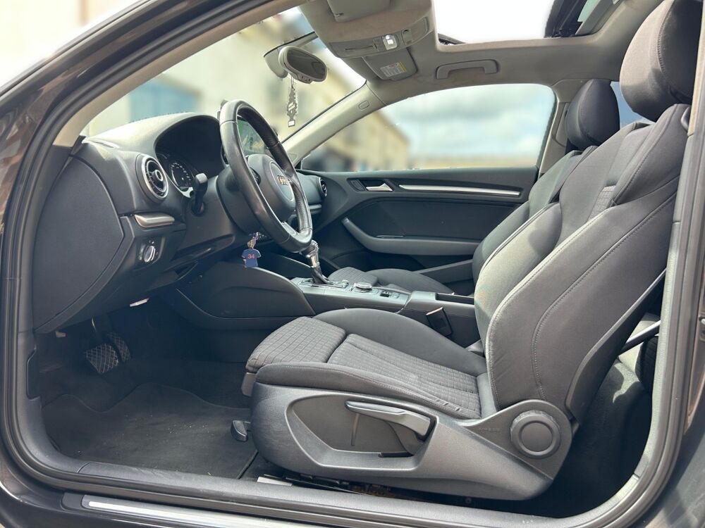 A3 1.8 TFSI 180cv AMBITION S-TRONIC BVA // CARPLAY 2012 occasion 34160 Castries