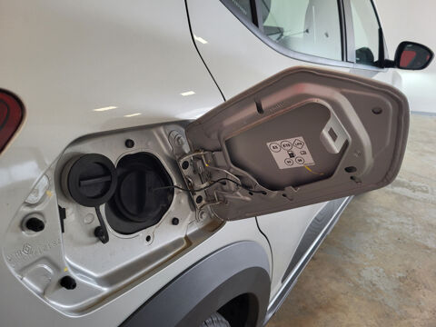 Sandero STEPWAY 1.0 ECO-G 100 EXTREME + ATTELAGE + CARPLAY 2024 occasion 37170 Chambray-l&egrave;s-Tours