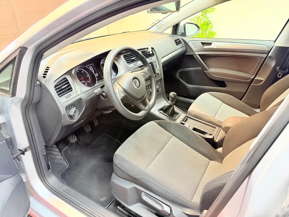 Golf VII 1.6 TDI 16V Blue Motion S&S 110 cv Garantie 12 mois 2015 occasion 71300 Montceau-les-Mines