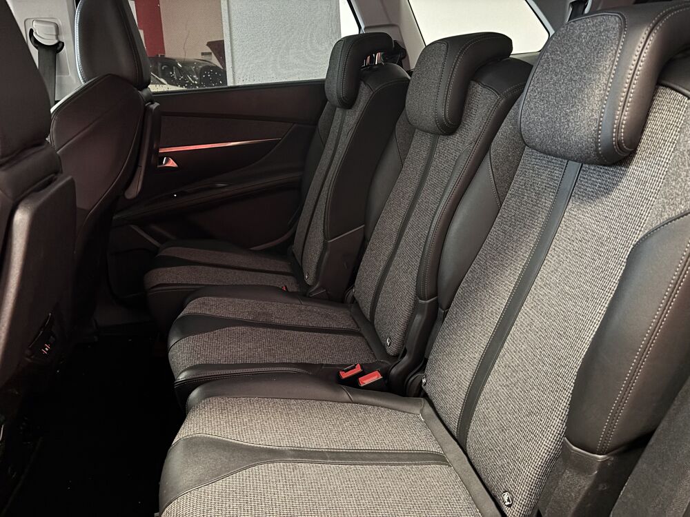 5008 1.2 PURETECH 130 EAT8 ALLURE BUSINESS 7 PLACE 2019 occasion 37170 Chambray-l&egrave;s-Tours