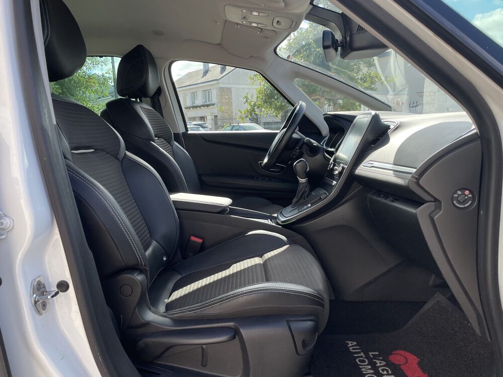 Grand scenic IV IV 1.6 dCi EDC6 160 cv Intens 2017 occasion 49124 Saint-Barth&eacute;lemy-d'Anjou