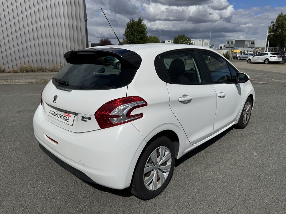 208 1.2 E-VTI 82 ETG5 ACTIVE | BOITE AUTO | DISTRIBUTION OK 10/2 2014 occasion 44860 Pont-Saint-Martin