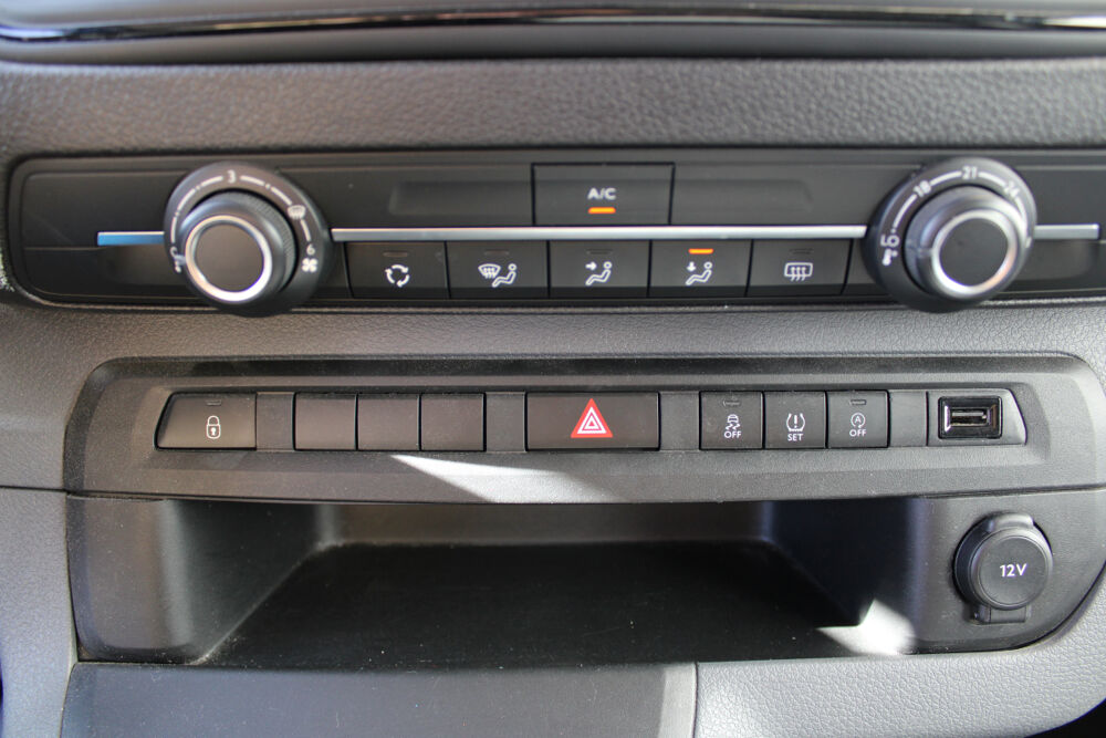 Proace 1.5 D4D 120 LONG L3 DYNAMIC (Radar de recul, 1&egrave;re main,..) 2021 occasion 34200 S&egrave;te