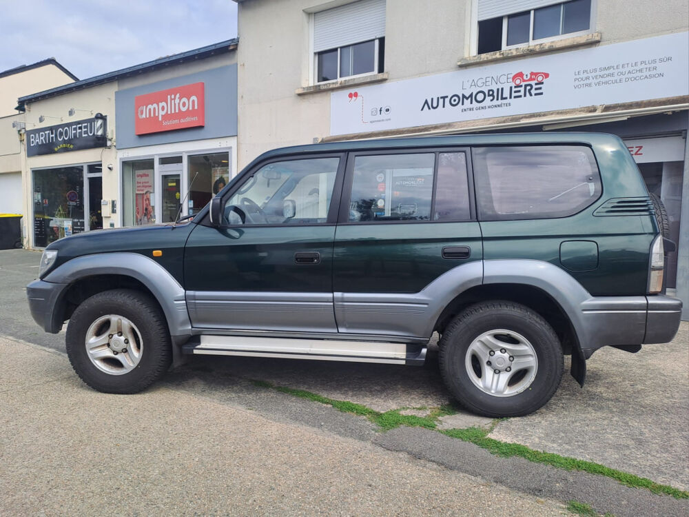 Land Cruiser 3.0 TD 125cv KZJ95 VX - 7 places - Calandre 2000 occasion 49124 Saint-Barth&eacute;lemy-d'Anjou