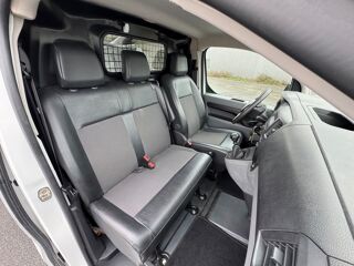 Expert III FOURGON STANDARD 2.0 BLUEHDI 120 PREMIUM | GARANTIE 6 MO 2020 occasion 44860 Pont-Saint-Martin