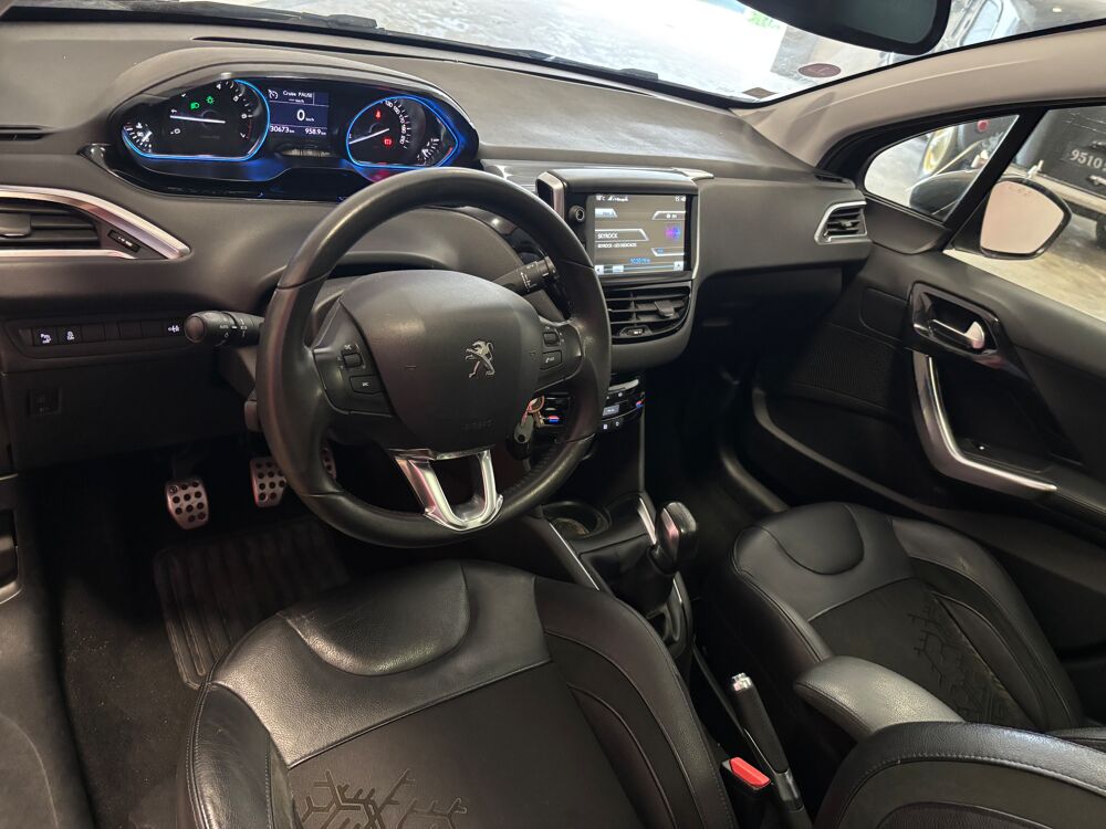 208 Peugeot ALLURE 1.6 VTI + TOIT PANORAMIQUE 2014 occasion 37170 Chambray-l&egrave;s-Tours