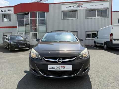 Astra IV (2) 2.0L CDTI 165CH COSMO PACK | 1&egrave;re Main 2012 occasion 44860 Pont-Saint-Martin