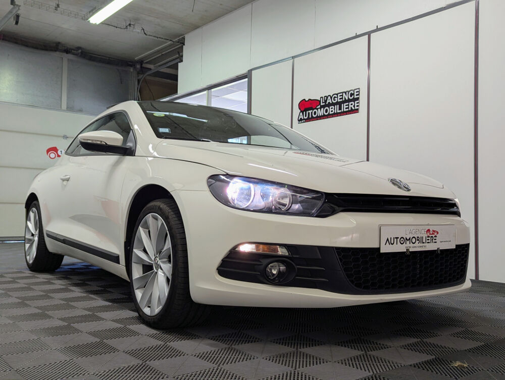 Scirocco II 2.0 TDI 170 9CV FAP SPORTLINE DSG6 + CUIR + TOIT OUVRANT 2011 occasion 95800 Cergy