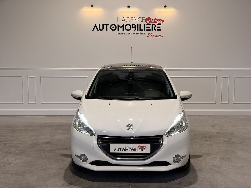208 1.6 E-HDI BVA 5P + TOIT PANORAMIQUE / CAMERA DE RECUL 2015 occasion 27620 Gasny