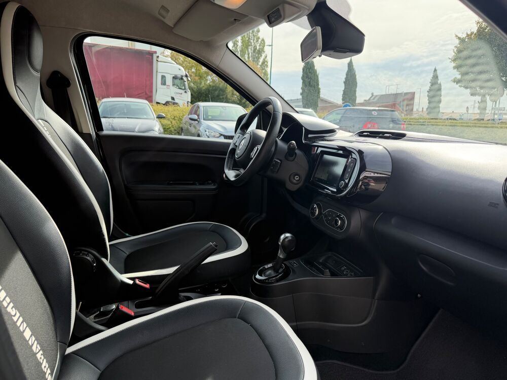 Twingo E-Tech Electric Urban Nigh 2022 occasion 68390 Sausheim