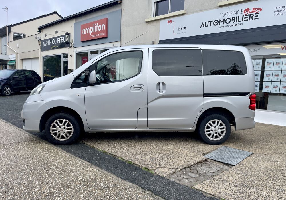 200 Combi 1.5 dci 110ch 7places Pack Business Pro 2013 occasion 49124 Saint-Barth&eacute;lemy-d'Anjou