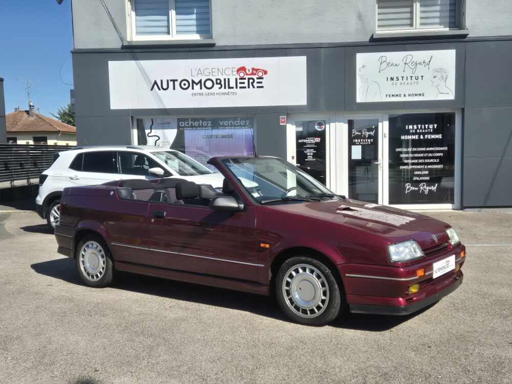 R19 1.8 137 CV 16V Cabriolet Ph1 - 105000 kms - 1992 occasion 25400 Audincourt