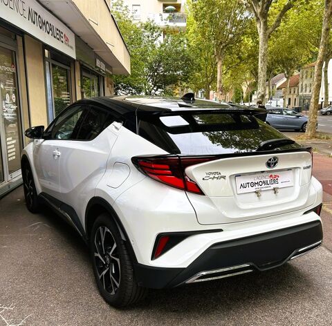 C-HR (2) 2.0 HYBRIDE COLLECTION MY20 *ENTRETIENS COMPLET TOYOTA* 2021 occasion 92370 Chaville