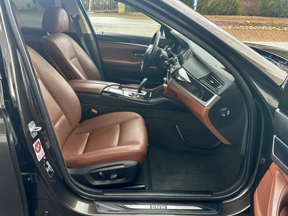 S&eacute;rie 5 (F11) Touring 520d 2.0 d 163 ch Attelage amovible 2015 occasion 88100 Sainte-Marguerite