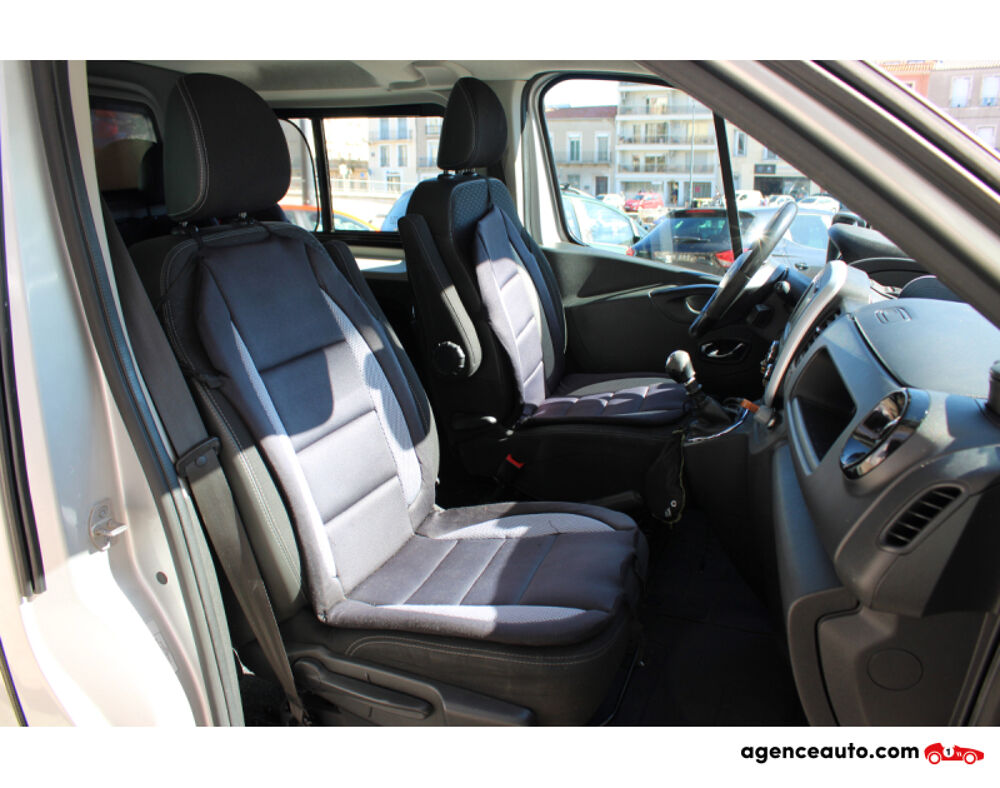 Vivaro COMBI 1.6 CDTI 115 - L1H1 PACK PLUS CLIM ( Moteur &agrave; cha&icirc;ne, 2015 occasion 34200 S&egrave;te