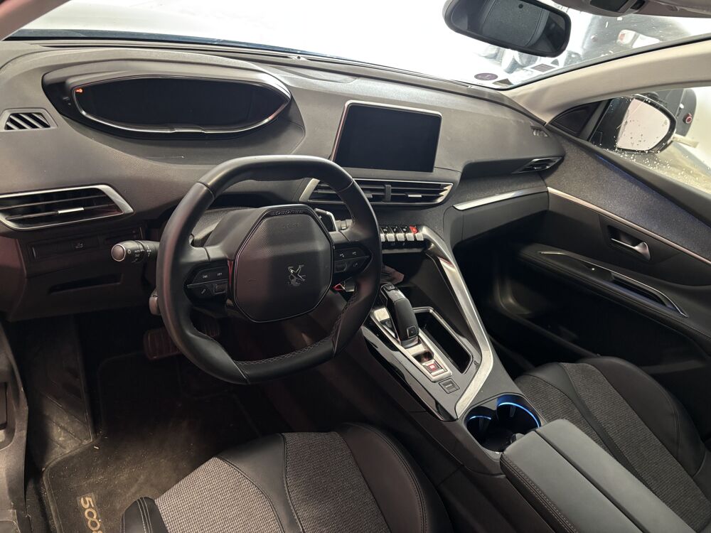 5008 1.2 PURETECH 130 EAT8 ALLURE BUSINESS 7 PLACE 2019 occasion 37170 Chambray-l&egrave;s-Tours