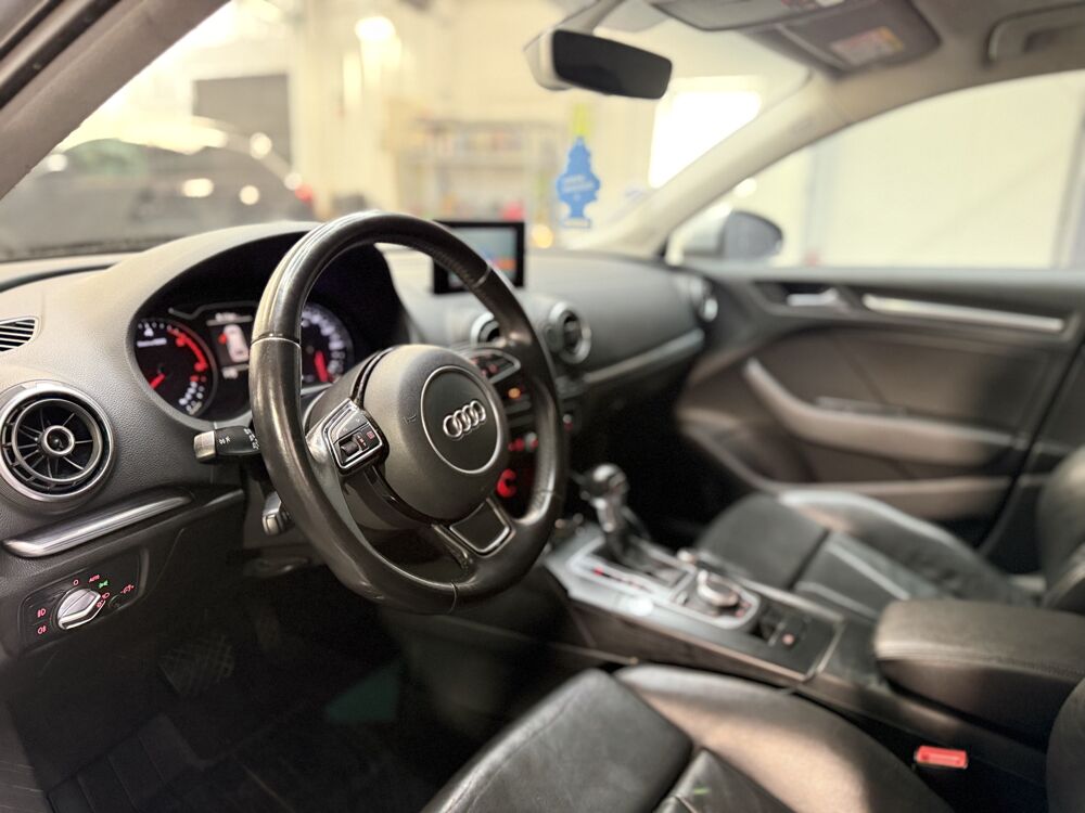 A3 1.6 TDI 110 Ambition Luxe 2015 occasion 78680 &Eacute;p&ocirc;ne