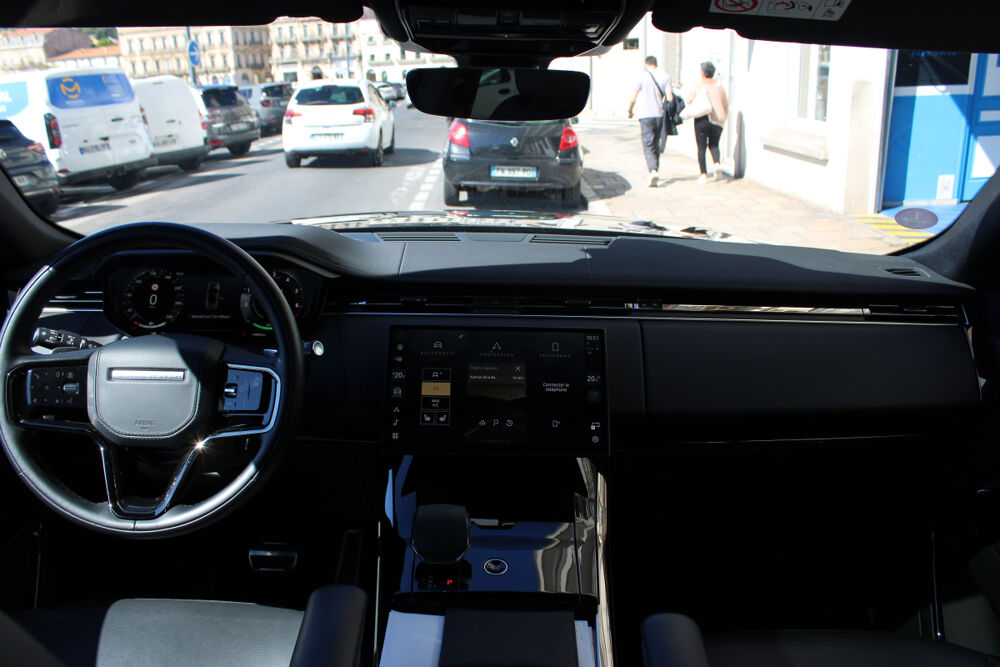 Range Rover 3.0 P460e PHEV Dynamic SE ( Entretien Land Rover, Toit panor 2024 occasion 34200 S&egrave;te