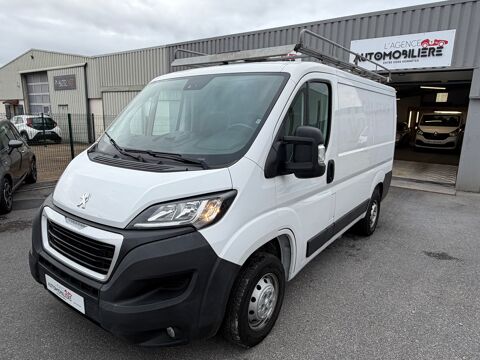 Annonce voiture Peugeot Boxer 15990 €