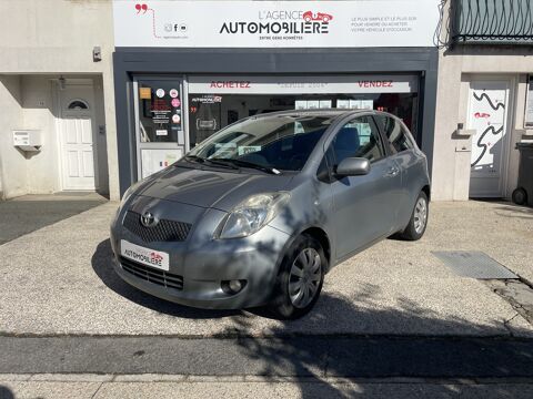 Annonce voiture Toyota Yaris 3490 €