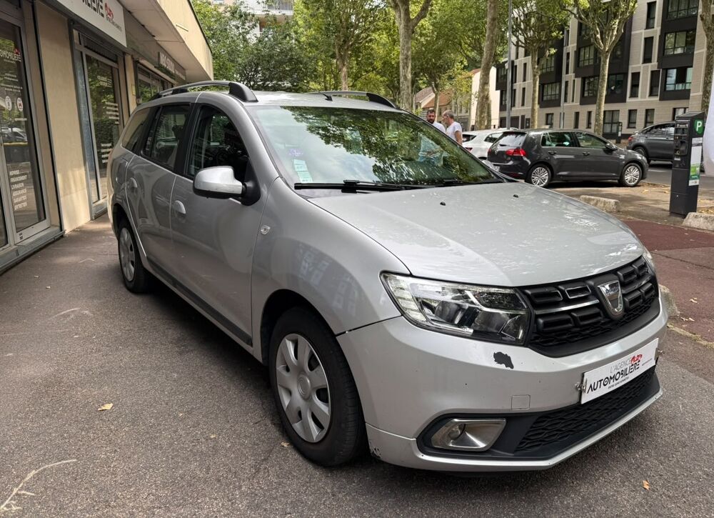 Logan 0.9 TCE 90 BLACKLINE 2018 occasion 92370 Chaville