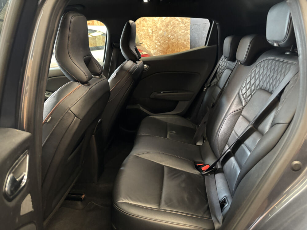 Clio 1.3 TCE 130 ch INITIALE PARIS EDC BVA 2019 occasion 59640 Dunkerque