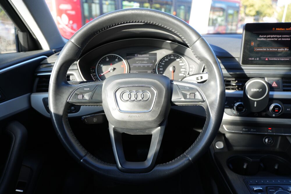 A4 V 2.0 TDI 150 BUSINESS LINE S TRONIC 2019 occasion 01000 Saint-Denis-l&egrave;s-Bourg