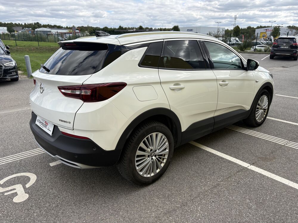 Grandland x 1.6D 120ch Elite 2018 occasion 76760 Yerville