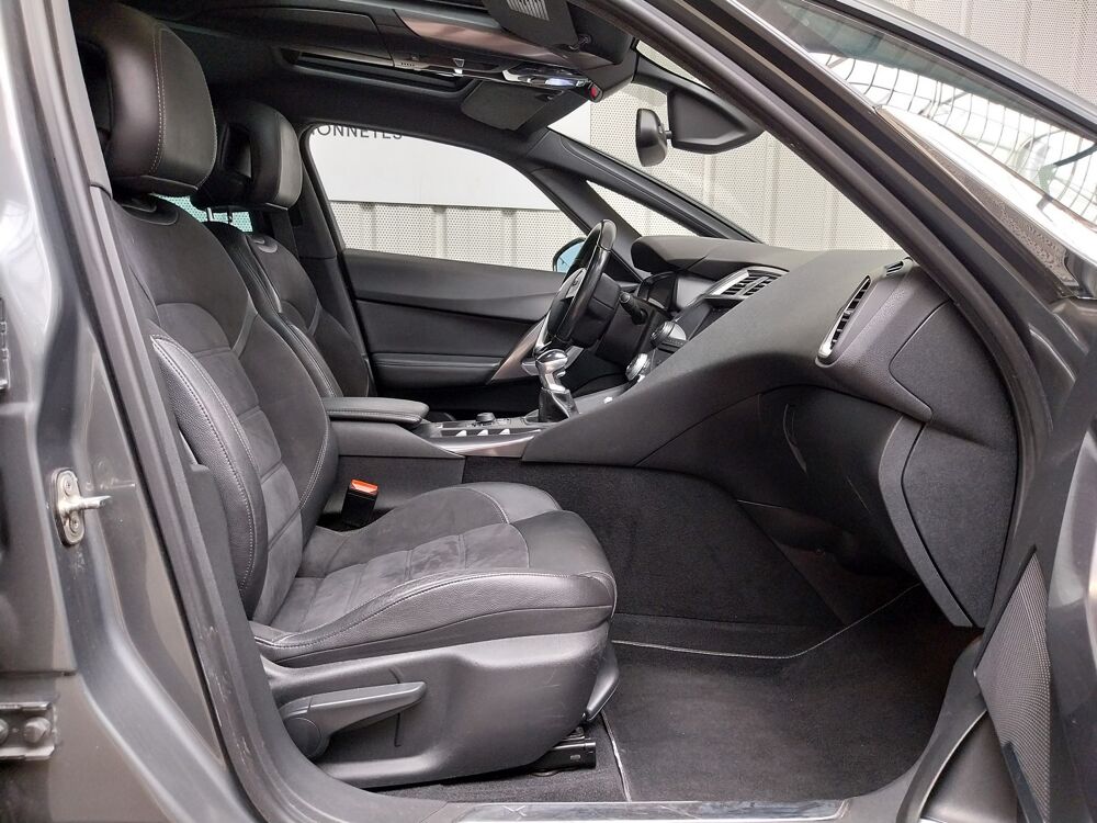 DS5 1.6 THP 200 SO CHIC 2012 occasion 56000 Vannes