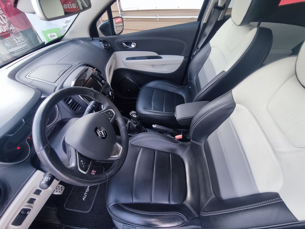 Captur 1.2 TCE 120 ENERGY INITIALE PARIS 2017 occasion 27500 Pont-Audemer