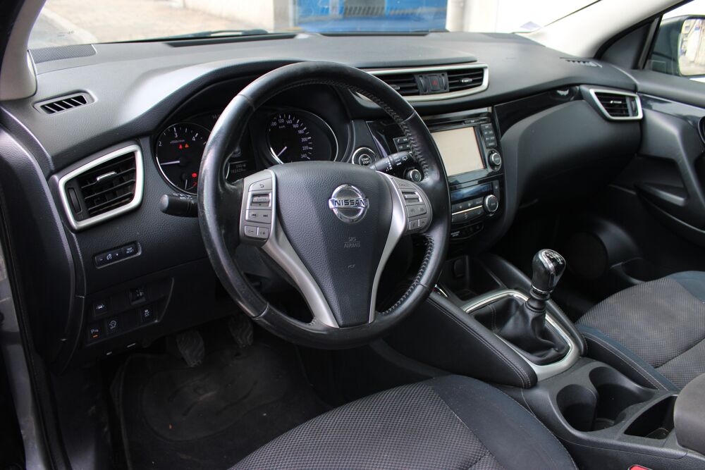 Qashqai 1.6 dCi 130ch N-Connecta ( Cam&eacute;ra de recul, Toit panoramique 2016 occasion 34200 S&egrave;te