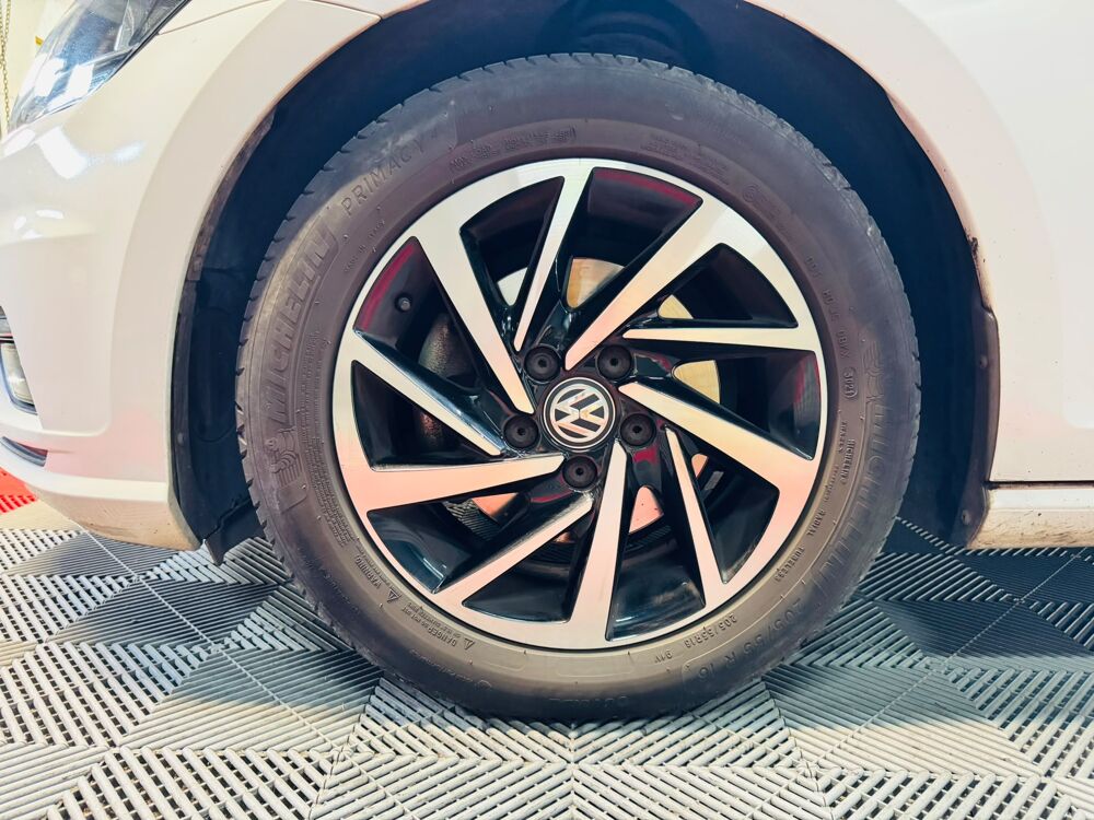 Golf VII 5 Portes Phase 2 1.5 TSI GPF 16V Blue Motion 131 cv 1906 occasion 71300 Montceau-les-Mines