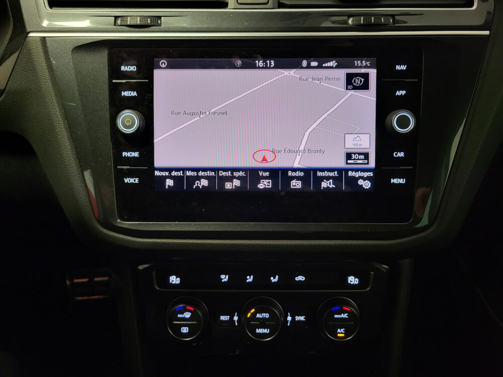 Tiguan 2.0 TDI 150 DSG7 CONNECT + CARPLAY + CAMERA + ATTELAGE AMOVI 2019 occasion 37170 Chambray-l&egrave;s-Tours
