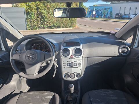 Corsa 1.0 65 ch Graphite 3 portes 1&egrave;re main 2014 occasion 90400 Danjoutin