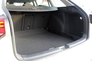 Golf 8 - SW 2.0 TDI SCR 115 CH Life DSG7 *CAR PLAY 2022 occasion 70000 Vesoul