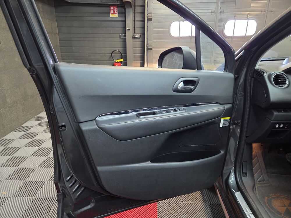 3008 1.6 HDi 120ch Crossway Automatique GARANTIE 12 MOIS 2016 occasion 71300 Montceau-les-Mines
