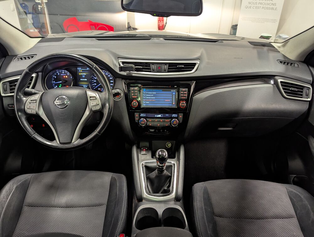 Qashqai II 1.2 DIG-T 115 N-CONNECTA 2017 occasion 95800 Cergy
