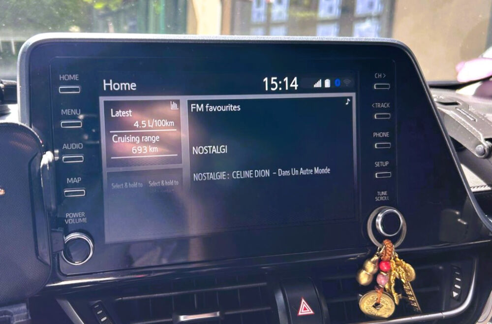 C-HR 1.8 HYBRIDE 122 EDITION MY20-GARANTIE CONSTRUCTEUR-ENTRETIEN 2021 occasion 92370 Chaville
