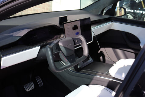 Model X Plaid 1020cv AWD (6 Places, Garantie 01/2027) 2023 occasion 88000 &Eacute;pinal