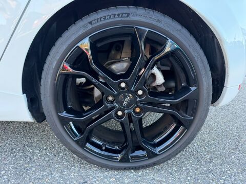 Clio 1.6 T 200ch RS EDC 2016 occasion 68390 Sausheim