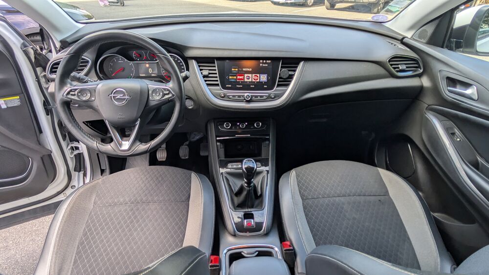 Grandland x 1.2 i 12V Turbo 130 cv Courroie NEUVE 2018 occasion 91120 Palaiseau