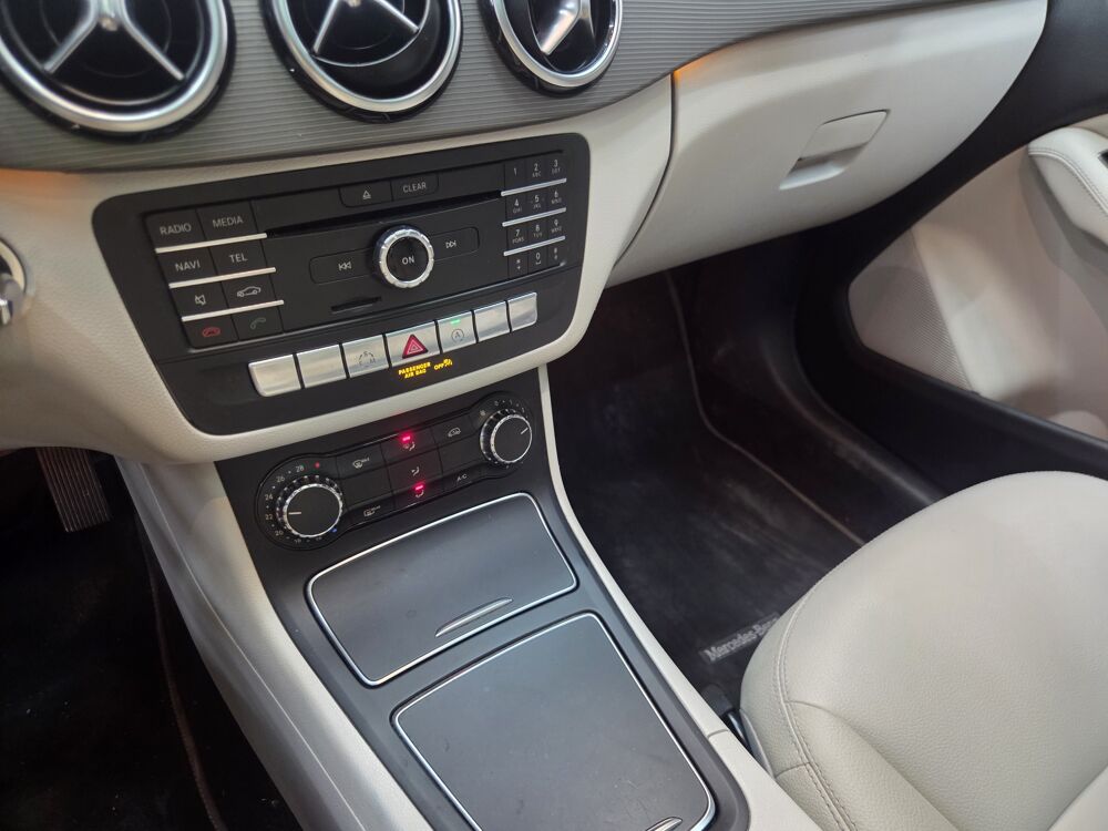 Classe B B180 122ch Sensation automatique 7G-DCT 2015 occasion 71300 Montceau-les-Mines