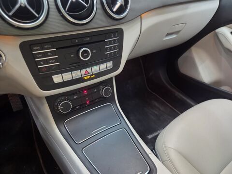 Classe B B180 122ch Sensation automatique 7G-DCT 2015 occasion 71300 Montceau-les-Mines