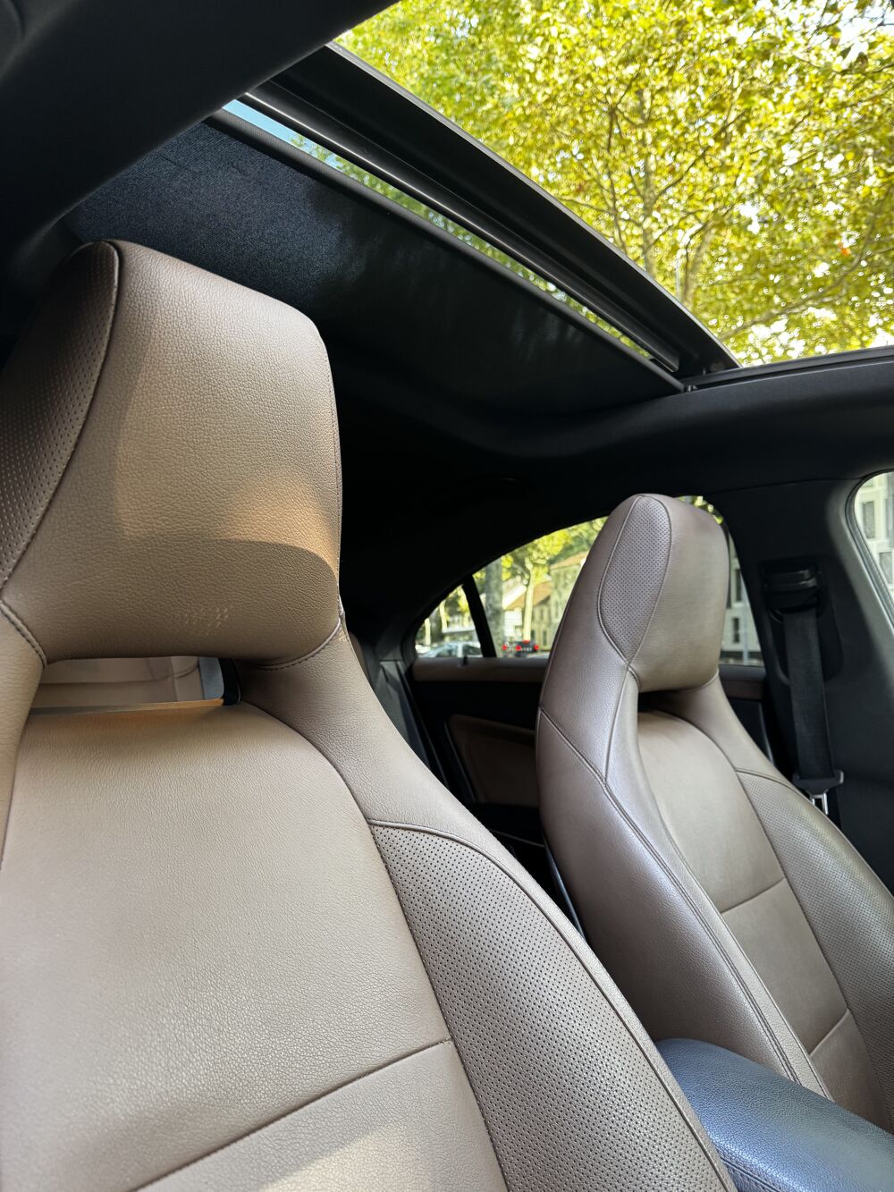 Classe A 250 FASCINATION 7G-DCT *ENTRETIEN FULL MERCEDES, GARANTIE 6 2015 occasion 92370 Chaville