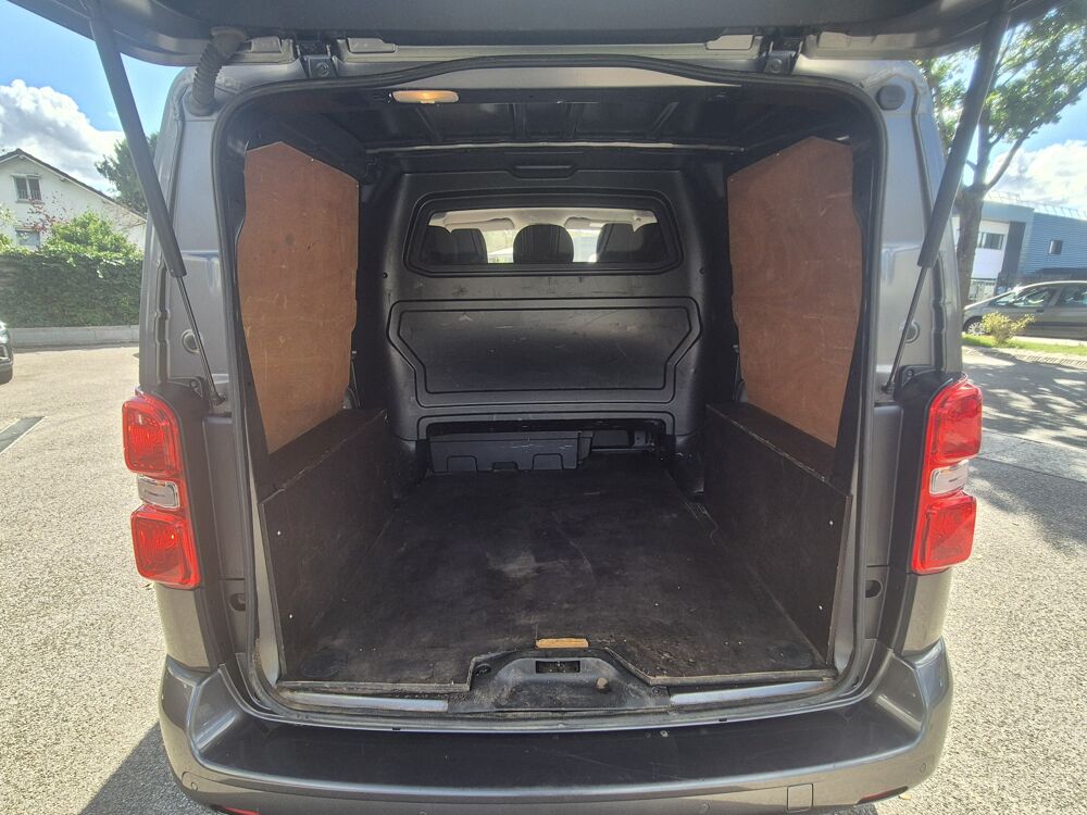 Jumpy M 2.0 BlueHDi 180 cv Fourgon moyen EAT6 Bo&icirc;te auto 5 PLACES 2019 occasion 25400 Audincourt