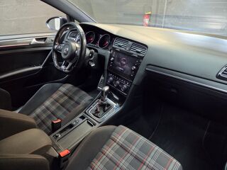 Golf VII (2) 2.0 TSI 230ch GTI Performance DSG6 5p GARANTIE 2017 occasion 71300 Montceau-les-Mines