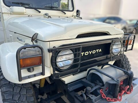 Land Cruiser BJ 43 1978 occasion 34160 Castries